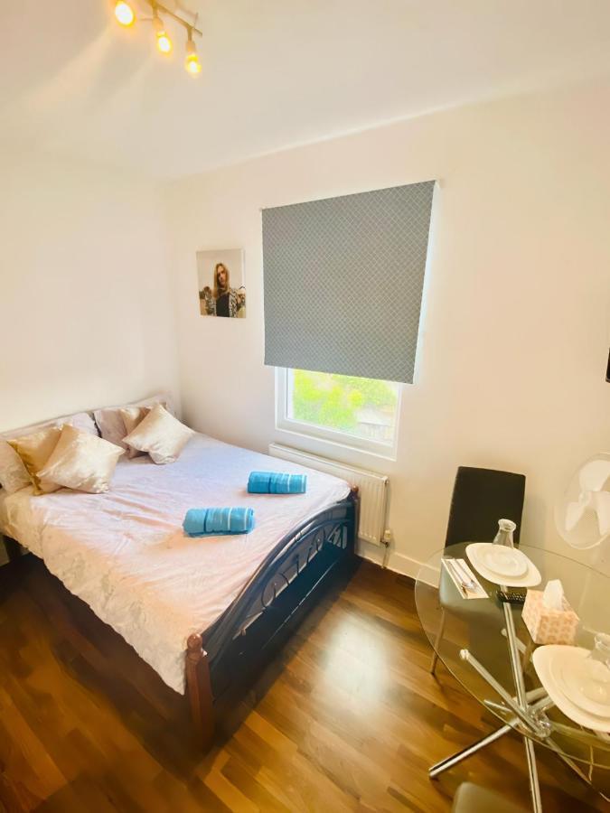 One Bed Studio Flat In Central London Londres Exterior foto